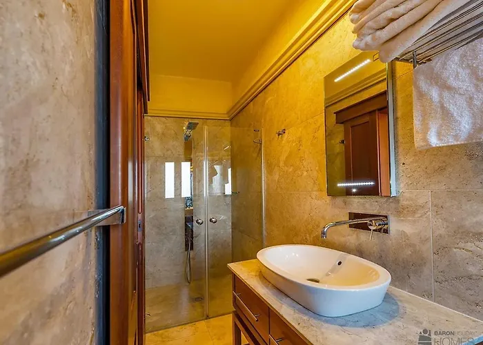 The Almonds Luxury San Lawrenz