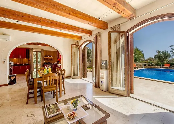 The Almonds Luxury Landsted